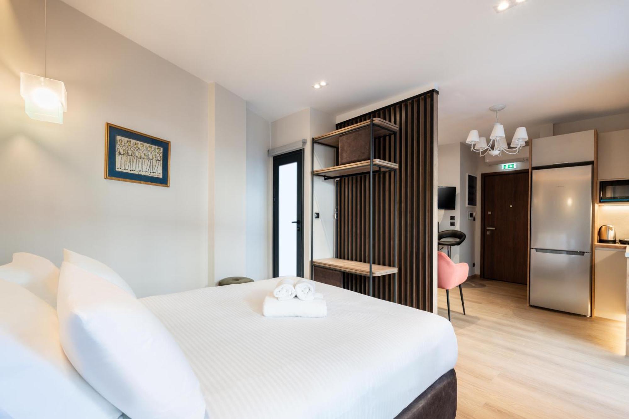 Luxury Bauhaus Athens Atenas Exterior foto