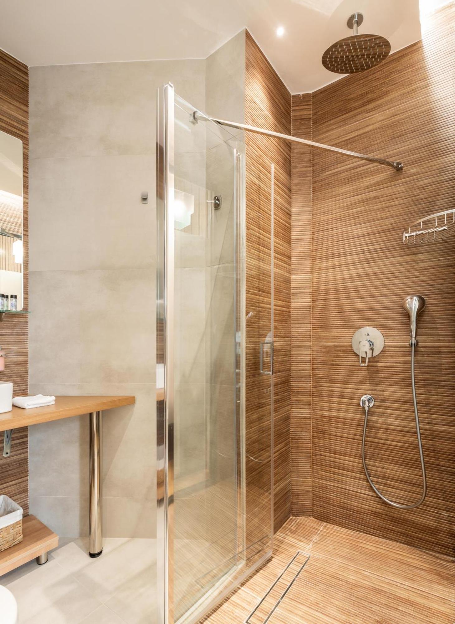 Luxury Bauhaus Athens Atenas Exterior foto